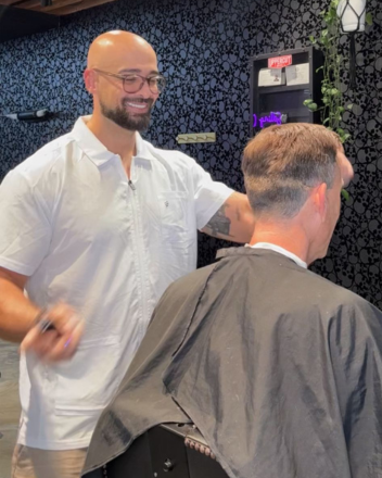 HQ Barbershop photo 3